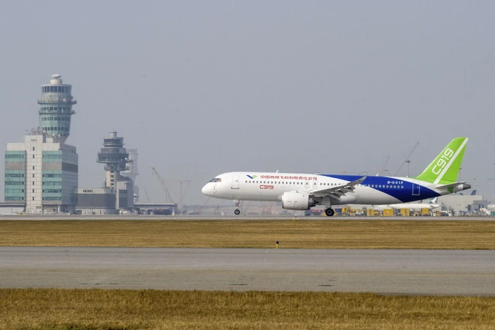 Perang Pesaing Tantangan Airbus dan Boeing dari Pesawat Buatan China